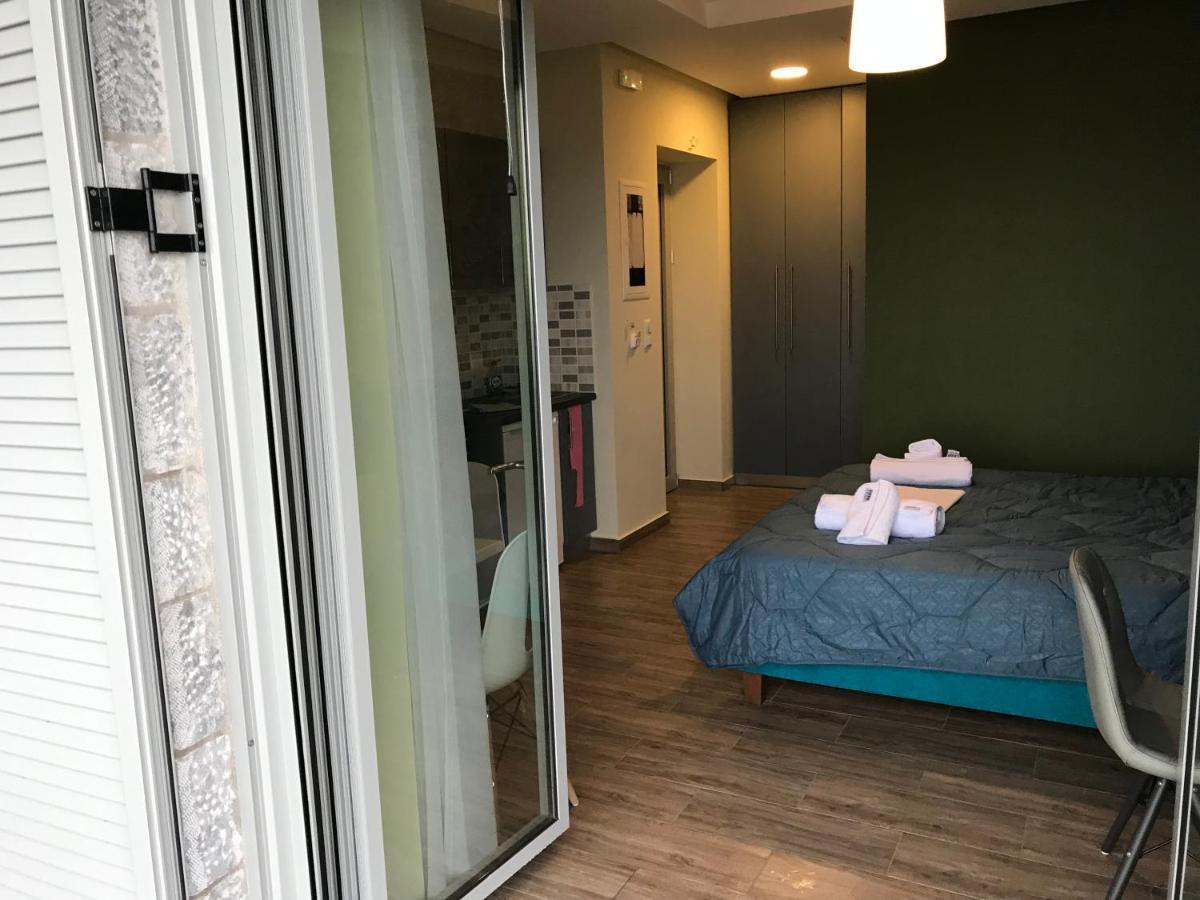 Verga'S Apartments Kalamáta Eksteriør bilde