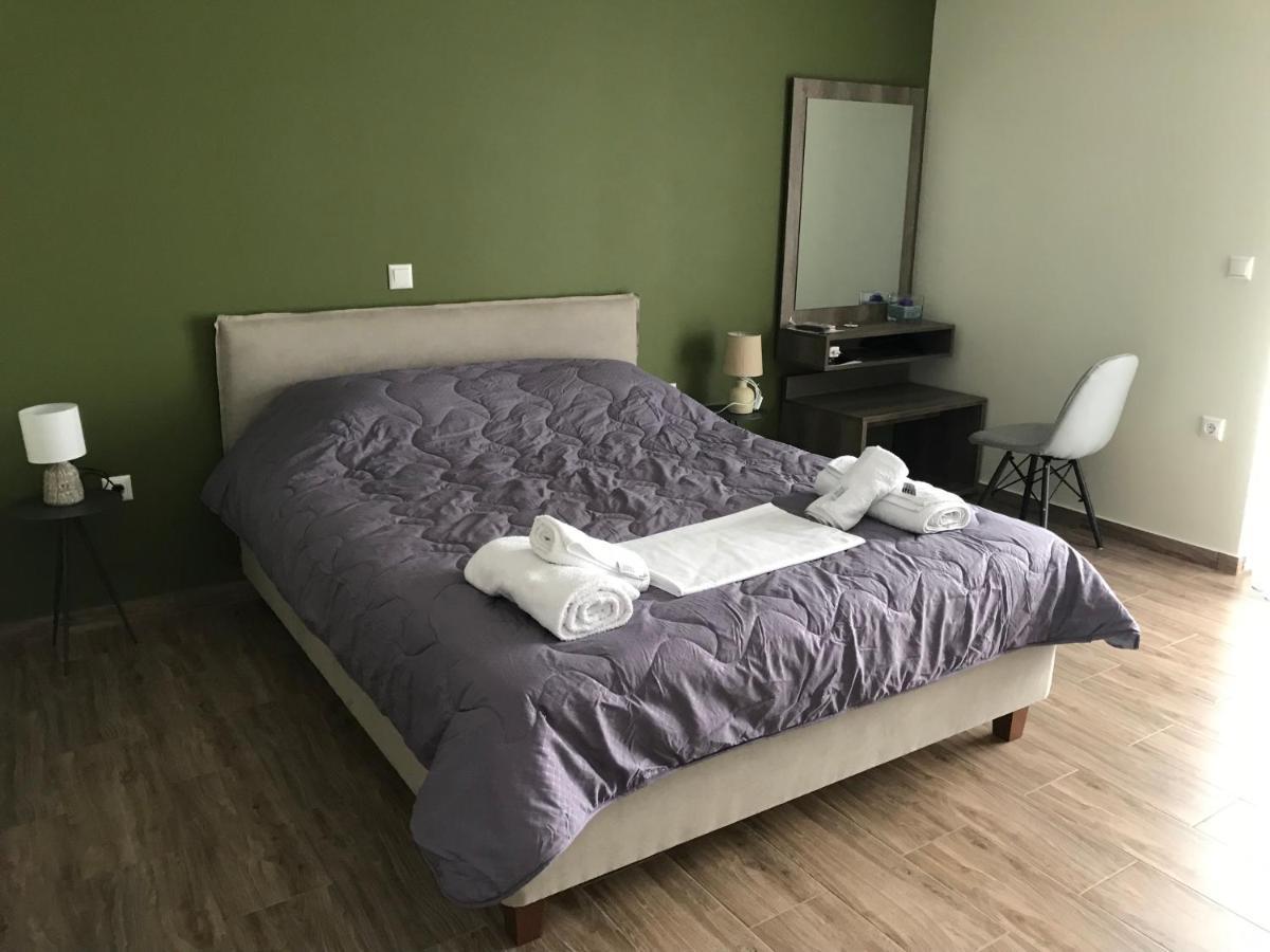 Verga'S Apartments Kalamáta Eksteriør bilde