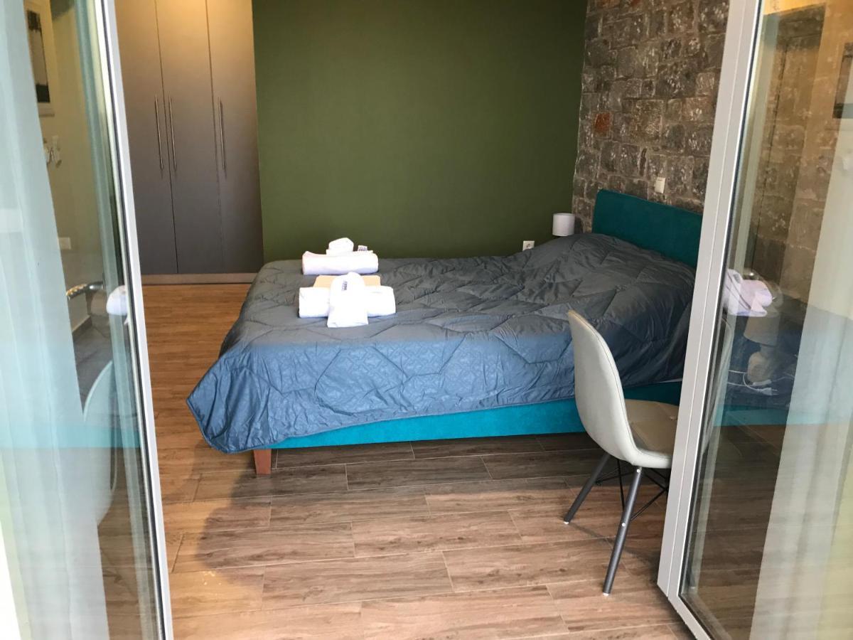 Verga'S Apartments Kalamáta Eksteriør bilde