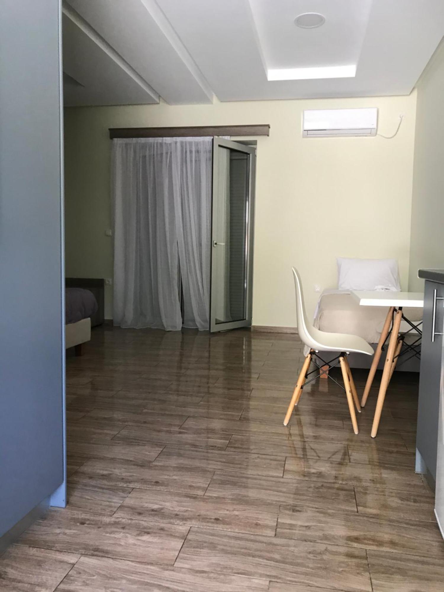 Verga'S Apartments Kalamáta Eksteriør bilde